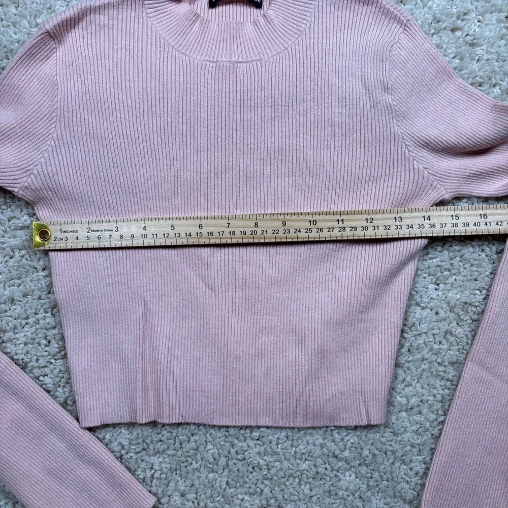 Brandy Melville Pink Ribbed Mock Neck Cropped Sweater Long Sleeve‎ Top One Size